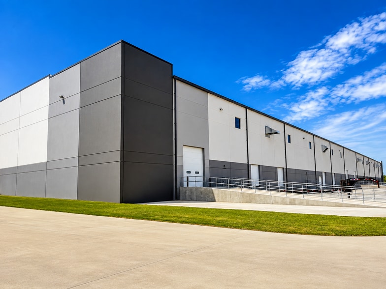 More Photos Of S 145th E Ave. & Admiral Pl., Tulsa Industrial For Lease