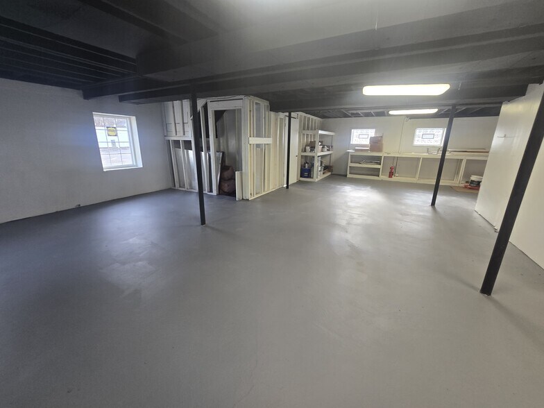 More Photos Of 1095 W Huron St, Waterford Medical For Sale