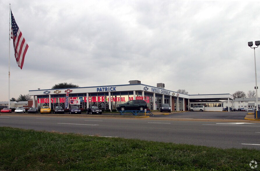 More Photos Of 4810 Nine Mile Rd, Richmond Freestanding For Sale