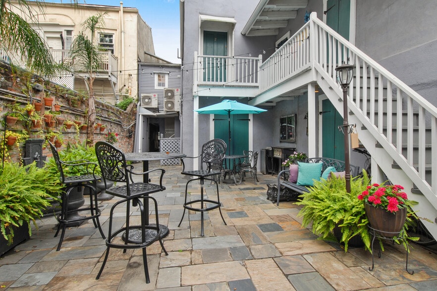 More Photos Of 521 Saint Philip St, New Orleans Storefront Retail Residential For Sale