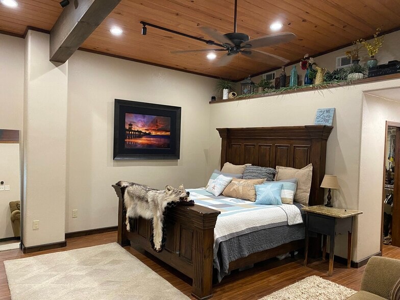 More Photos Of 5350 County Road 406, Grandview Industrial For Lease