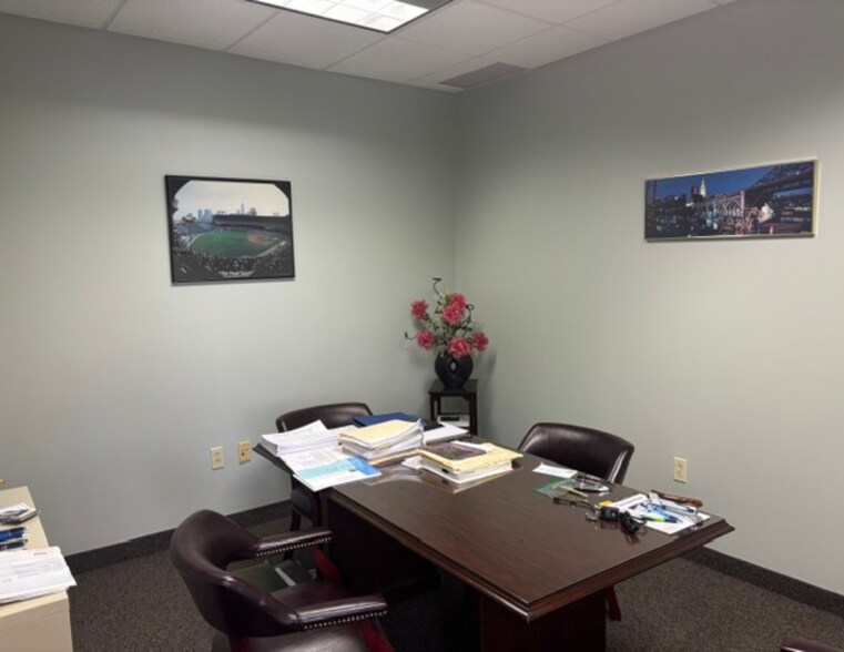 More Photos Of 30405 Solon Rd, Solon Light Manufacturing For Sale