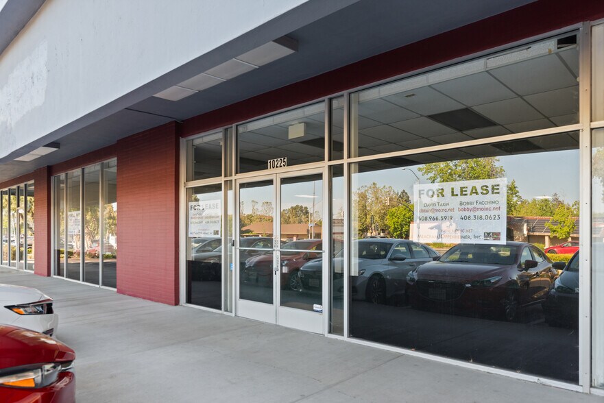 More Photos Of 10215-10225 S De Anza Blvd, Cupertino Freestanding For Lease