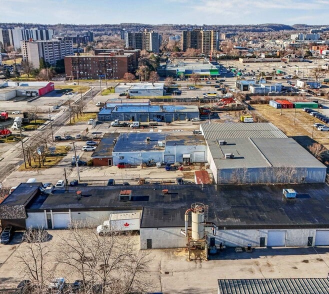 More Photos Of 51 Covington St, Hamilton Warehouse For Sale