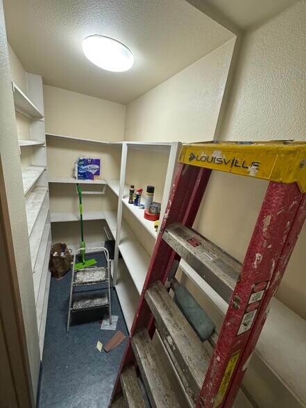 More Photos Of 418 S Maryland Pky, Las Vegas Office For Lease