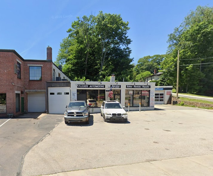 More Photos Of 93 Hamilton St, Southbridge Service Station For Sale