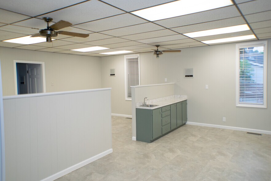 More Photos Of 101 Matterhorn Dr, Old Hickory Medical For Lease