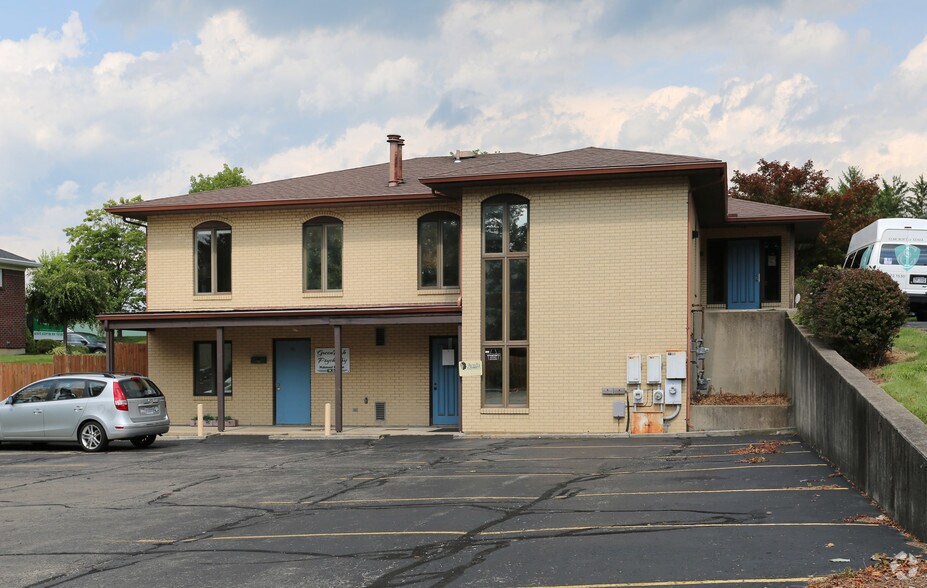 More Photos Of 292-302 N Detroit St, Xenia Office For Lease
