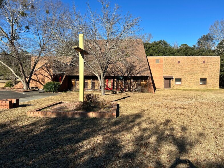 More Photos Of 1410 W Bobo Newsom Hwy, Hartsville Religious Facility For Sale