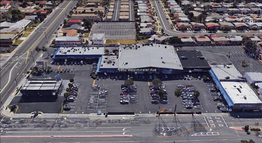 More Photos Of 5952 Westminster Blvd, Westminster General Retail For Lease
