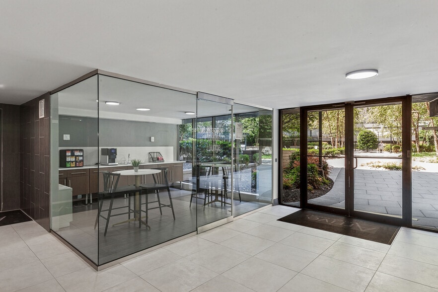 More Photos Of 8750 Georgia Ave, Silver Spring Apartments For Lease