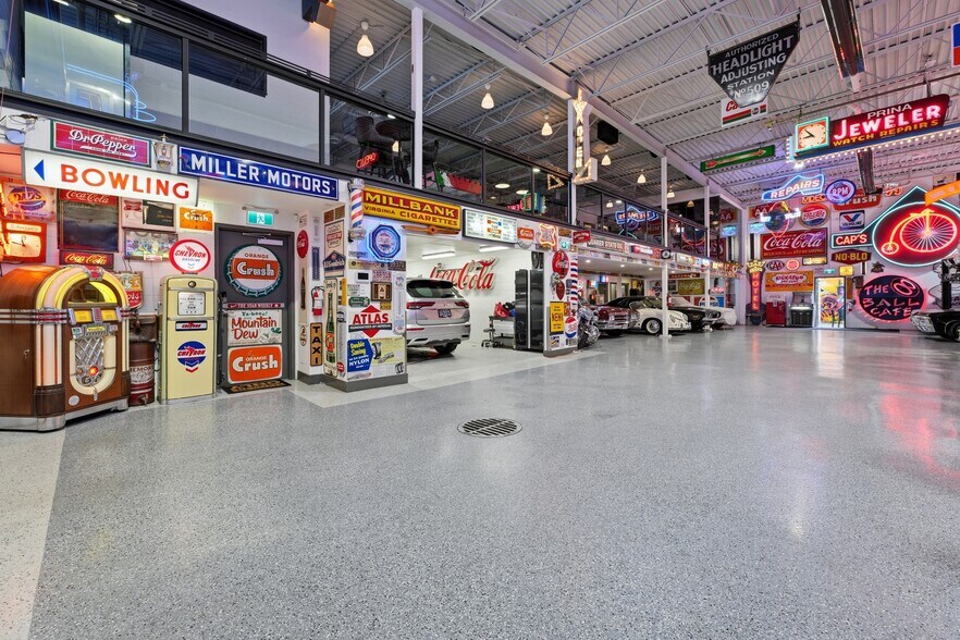 More Photos Of 935 Sherwood Ave, Coquitlam Warehouse For Sale
