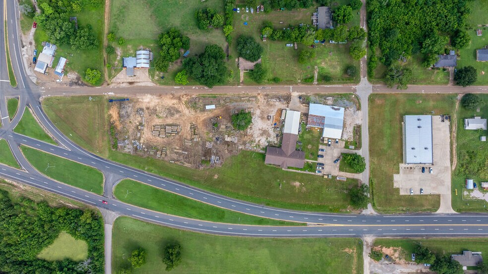 More Photos Of 189 N 1st St, Timpson Warehouse For Sale