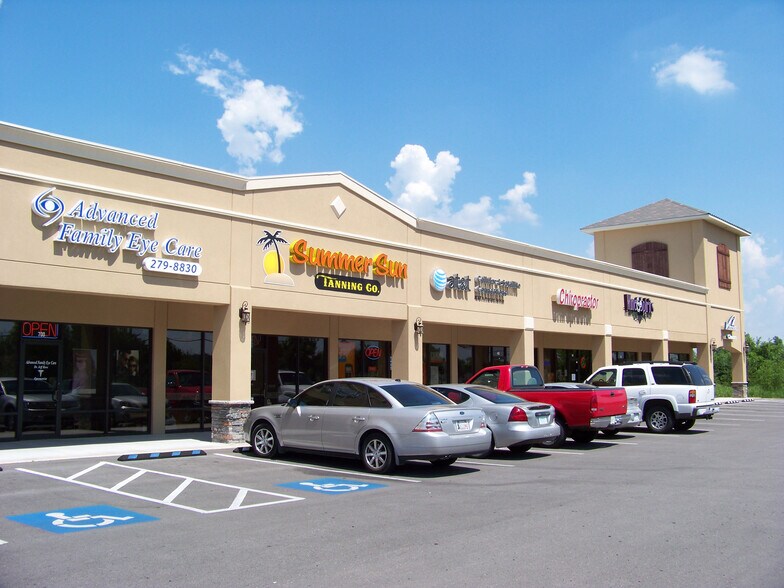 More Photos Of 11319 S Hwy 51, Coweta Storefront For Lease