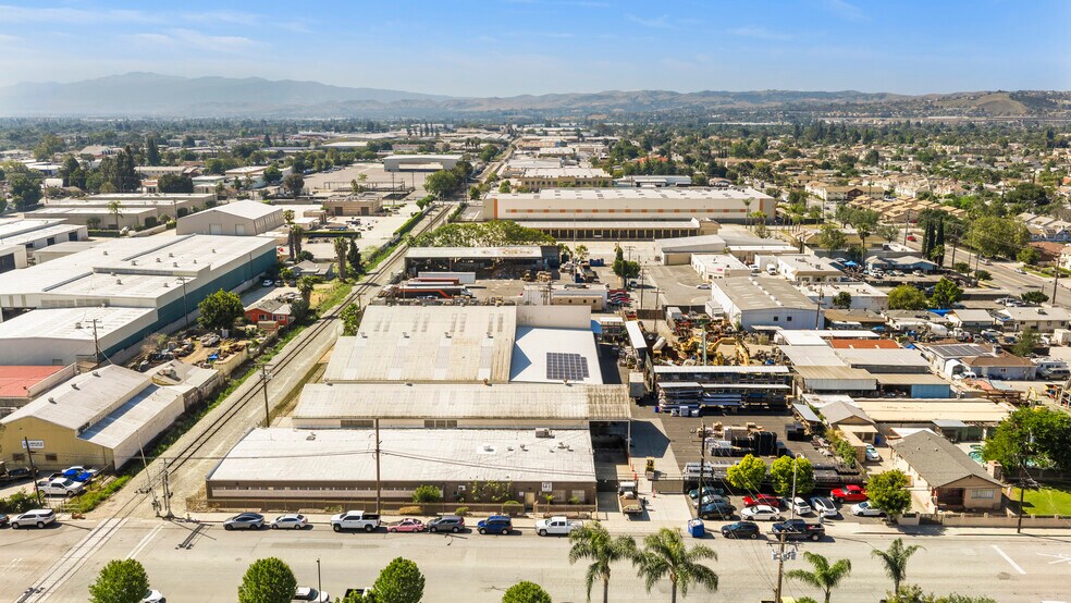 More Photos Of 1260-1280 E 9th St, Pomona Manufacturing For Sale