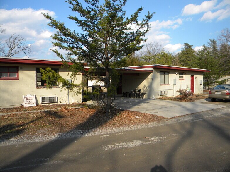 More Photos Of 25364 Richmond Tpke, Ruther Glen Service For Sale