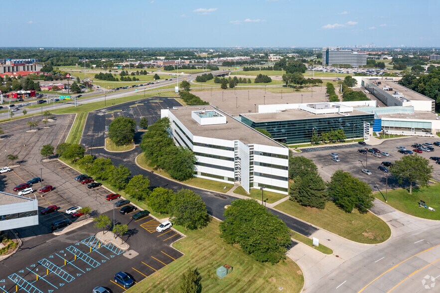 More Photos Of 5300 Auto Club Dr, Dearborn Office For Sale