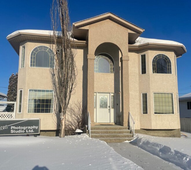Primary Photo Of 16210 100A Ave NW, Edmonton Office For Sale