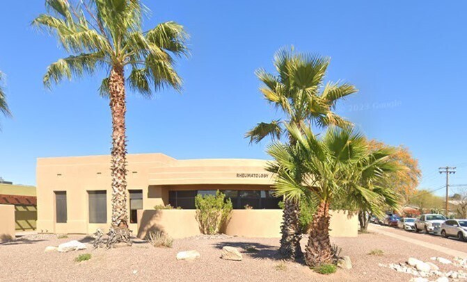 Primary Photo Of 2102 N Country Club Rd, Tucson Medical For Sale