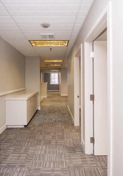 More Photos Of 8 Norwich St, Worcester Office For Lease