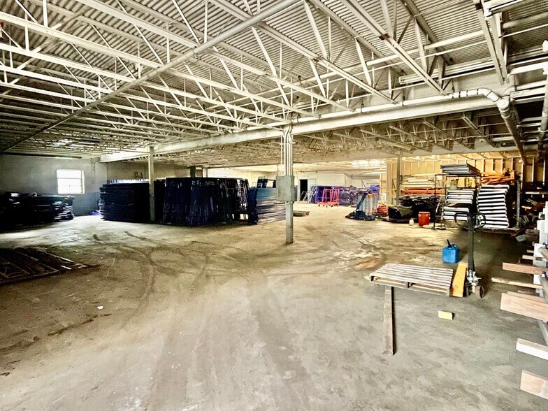 More Photos Of 73 River St, Bridgeport Manufacturing For Lease