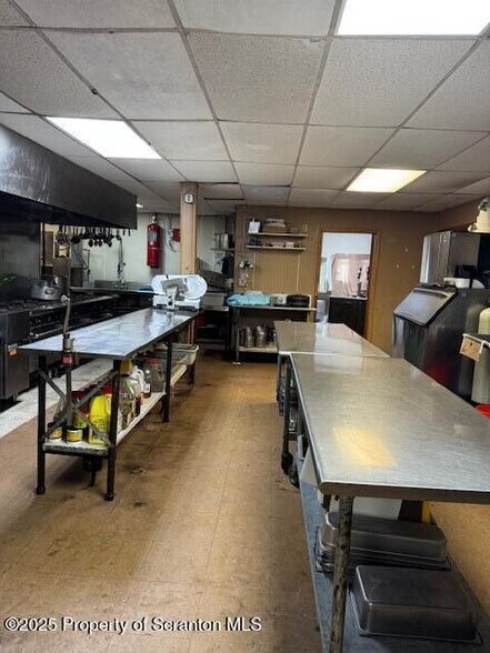 More Photos Of 239 Kennedy Creek Rd, North Abington Freestanding For Sale