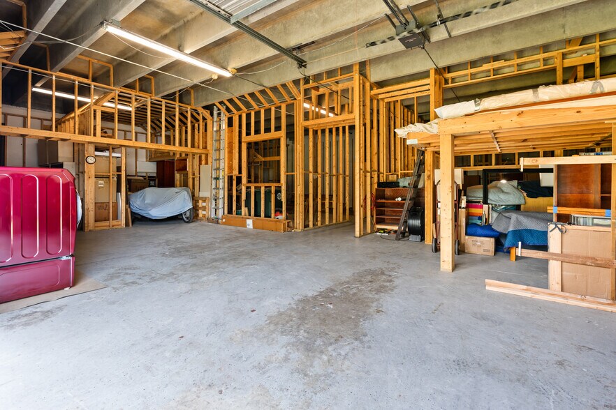 More Photos Of 974 S Nova Rd, Ormond Beach Industrial For Sale