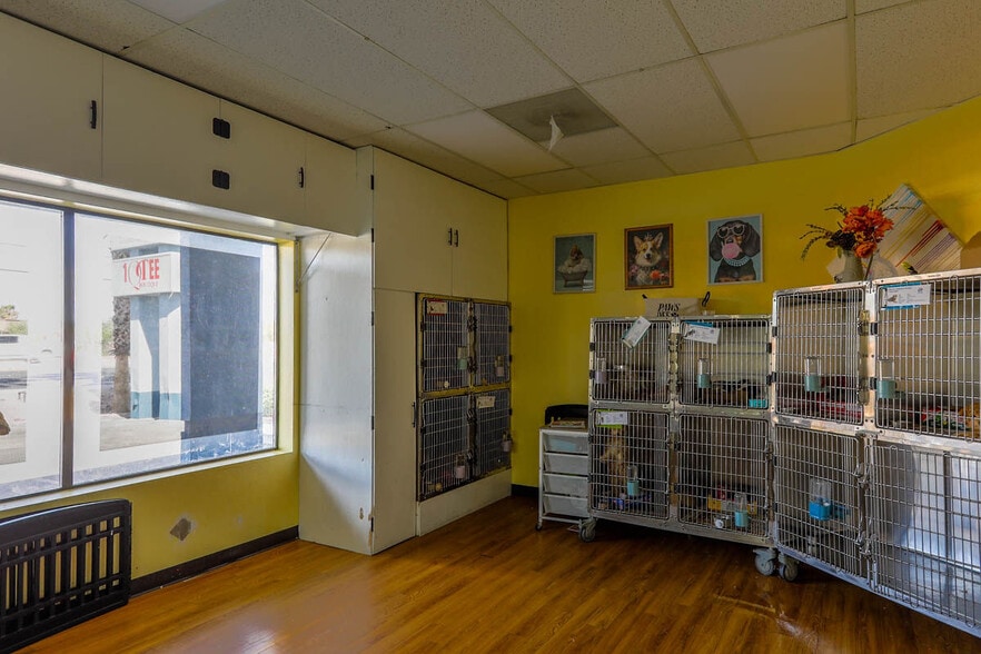 More Photos Of 4601-4611 N Rancho Dr, Las Vegas Unknown For Lease