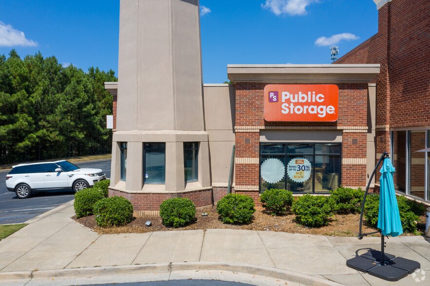 More Photos Of 2300 Holcomb Bridge Rd, Roswell Supermarket For Lease