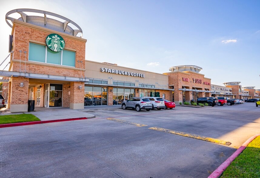 More Photos Of 7306-7314 Louetta Rd, Spring Unknown For Lease