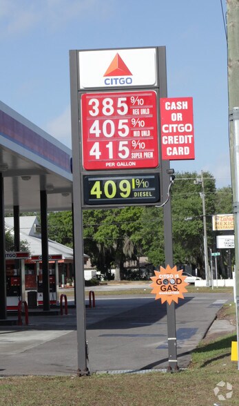 More Photos Of 2306 Manatee Ave E, Bradenton Convenience Store For Sale