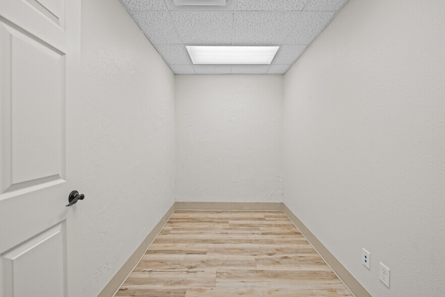 More Photos Of 1120 W Loop 289, Lubbock Medical For Lease