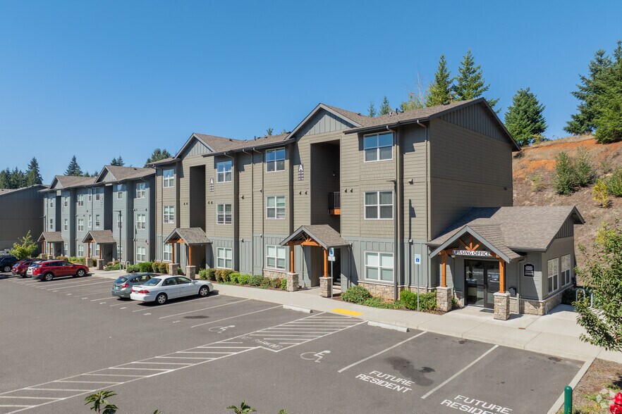 More Photos Of 17101 Ruben Ln, Sandy Apartments For Sale