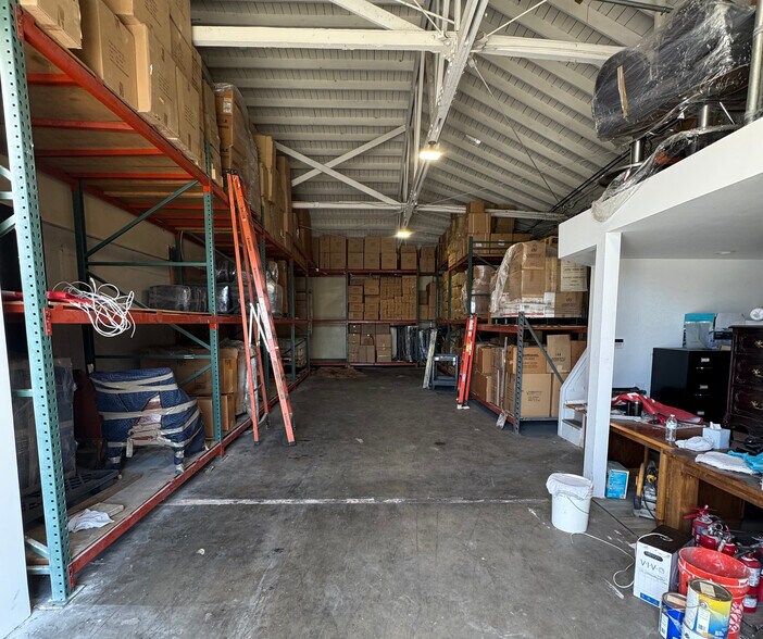 More Photos Of 2059-2065 Venice Blvd, Los Angeles Storefront Retail Office For Sale