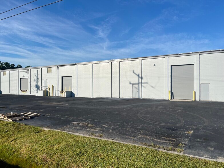 More Photos Of 5438 Vernon Rd, Jacksonville Warehouse For Lease