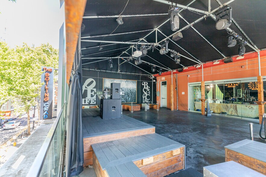More Photos Of 1000 K St, Sacramento Restaurant For Lease