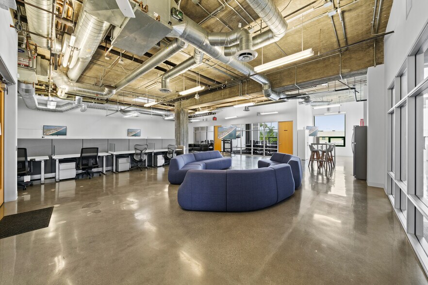 More Photos Of 1556 20th St, Santa Monica Medical For Lease
