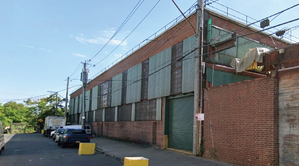 Primary Photo Of 848 E 43rd St, Brooklyn Distribution For Lease
