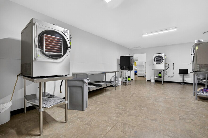 More Photos Of 9064 S Highway 77, Noble Food Processing For Sale