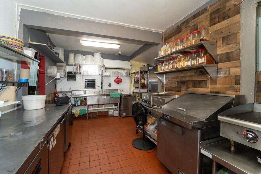 More Photos Of 40 S Dixie Hwy, Saint Augustine Storefront Retail Residential For Sale