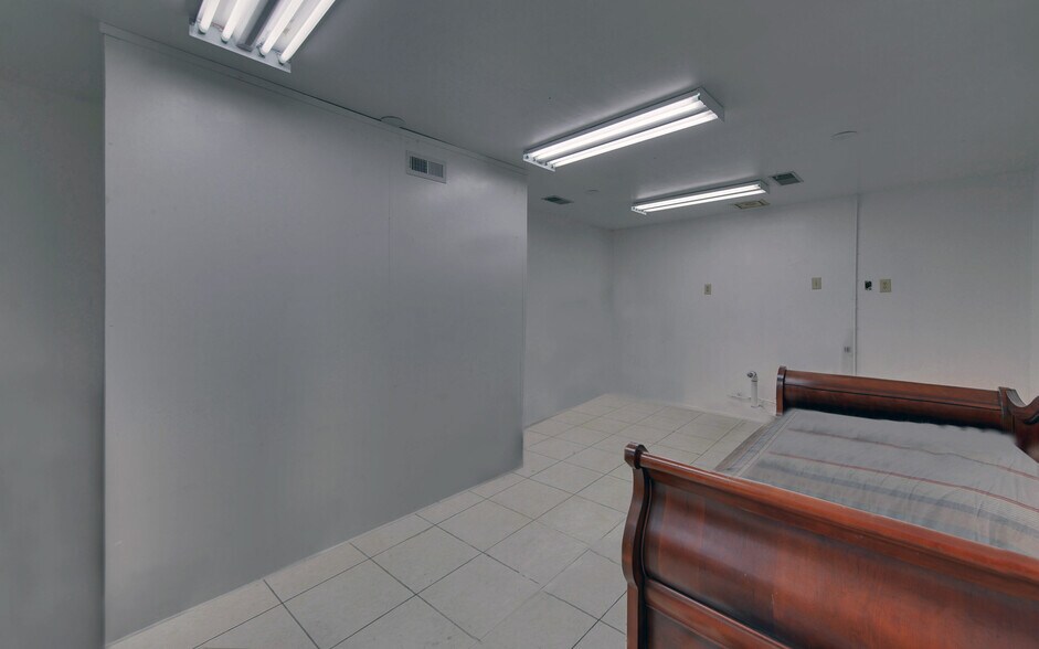 More Photos Of 250 E Currahee St, Toccoa Warehouse For Sale