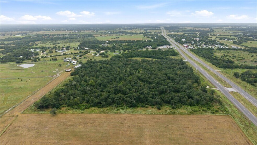 More Photos Of TBD US Highway 290, Paige Land For Lease