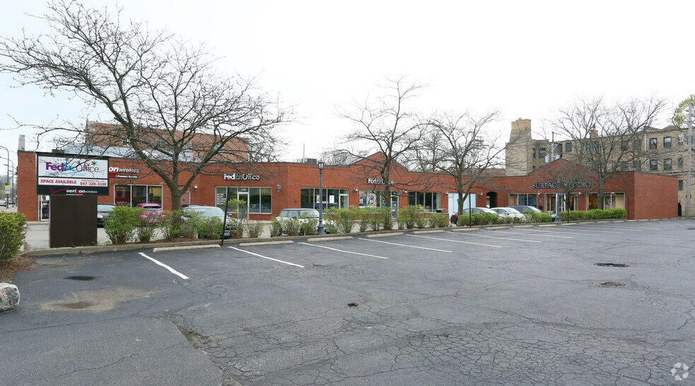 More Photos Of 2516-2522 Green Bay Rd, Evanston Freestanding For Lease