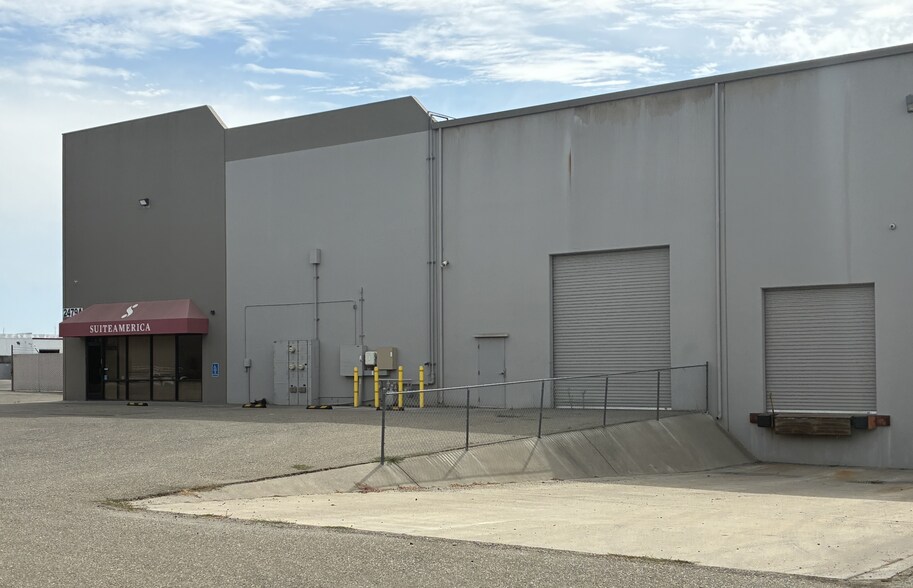 Primary Photo Of 2479 Station Dr, Stockton Warehouse For Lease