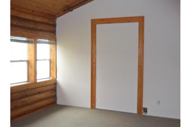 More Photos Of 3971 Durock Rd, Shingle Springs Showroom For Lease