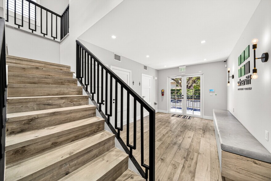 More Photos Of 5801 Biscayne Blvd, Miami Loft Creative Space For Lease