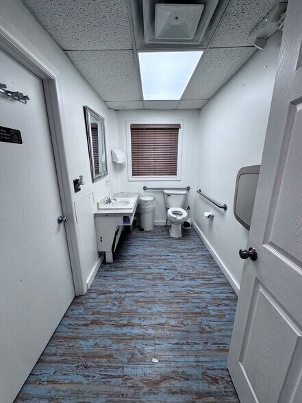 More Photos Of 510 N Lynn Riggs Blvd, Claremore Office Residential For Sale