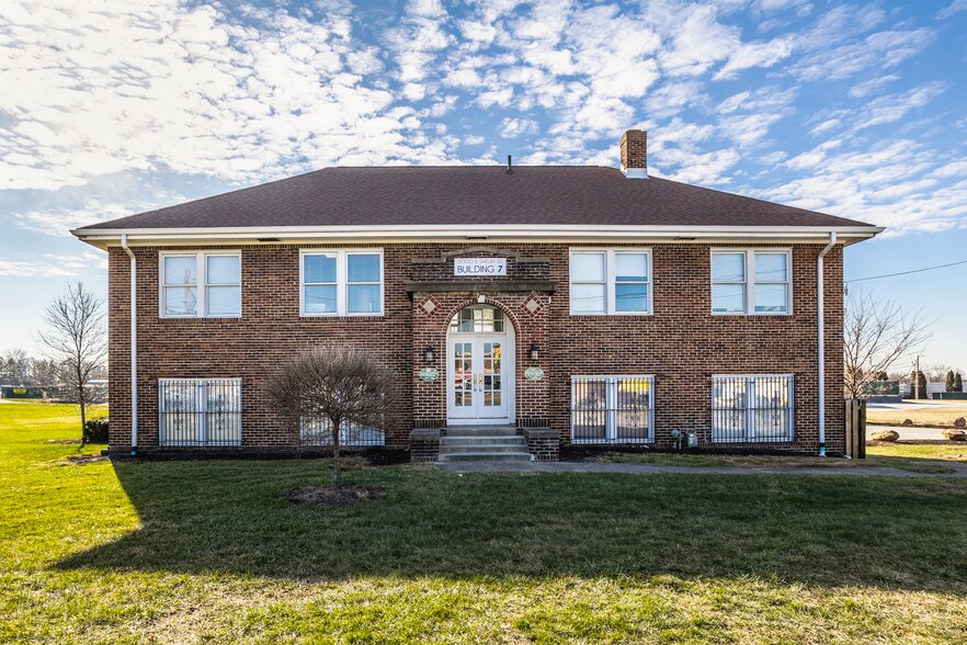 Primary Photo Of 3000 Shelby St, Indianapolis Distribution For Lease