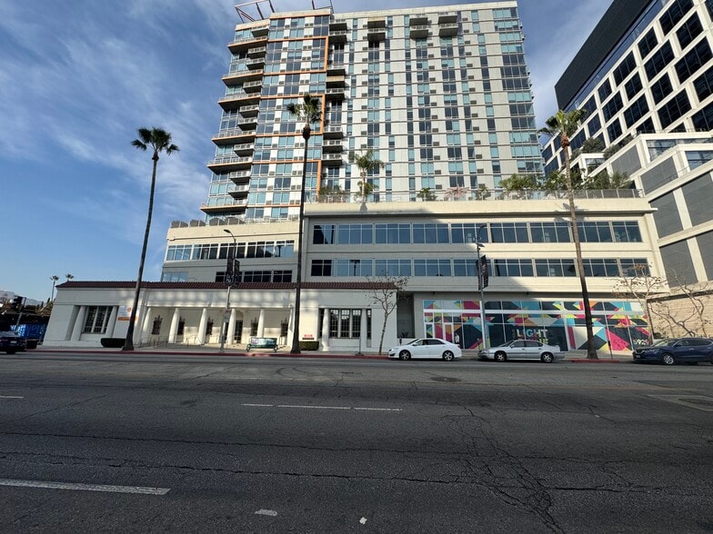 Primary Photo Of 5925-5939 W Sunset Blvd, Los Angeles Office Residential For Lease