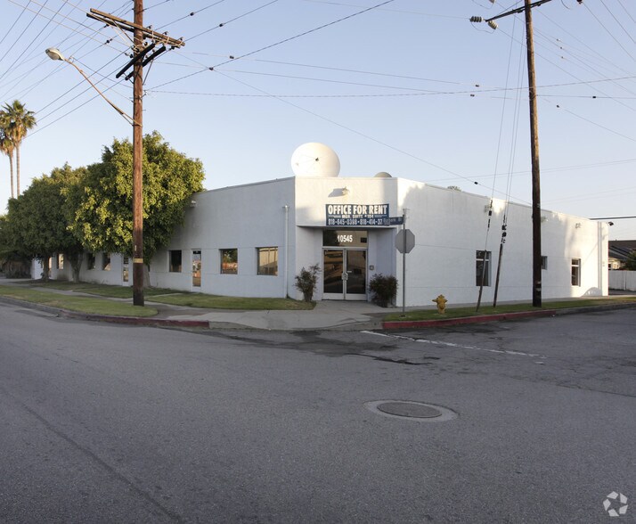 More Photos Of 10545 Burbank Blvd, North Hollywood Office For Lease